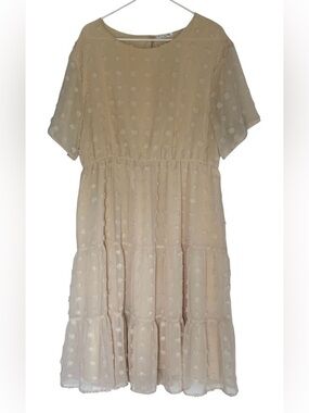 IN VOLANO Cream Tiered Midi Babydoll Dress with Swiss Dot Texture sz18W
